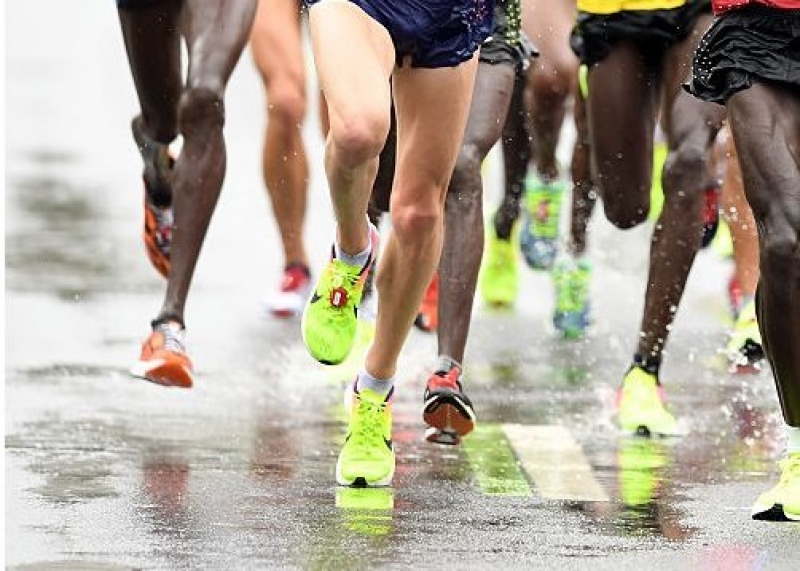 Correre (ancora) sotto la pioggia: le gare più importanti del weekend