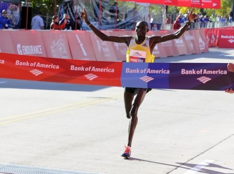 Dennis Kimetto alla Maratona di Chicago